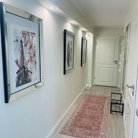 Apartment Maison Lily 1 *